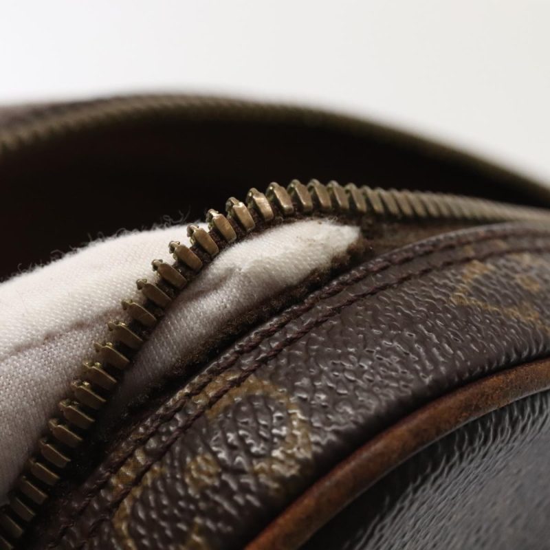 Louis Vuitton Monogram Pochette Gange Shoulder Bag M51870  85423 - Image 10