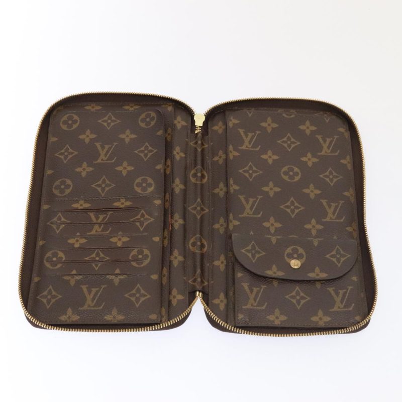 Louis Vuitton Monogram Poche Escapade Travel Case M60113  88200 - Image 9