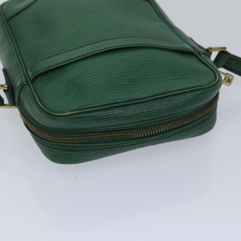 Louis Vuitton Epi Danube Shoulder Bag Green M45634  89323 - Image 6