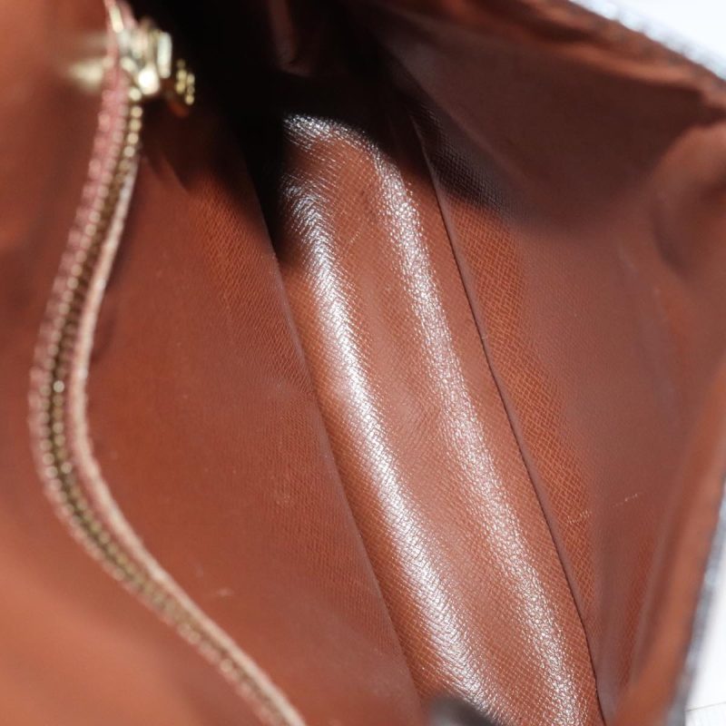 Louis Vuitton Monogram Saint Cloud MM Shoulder Bag M51243  90128 - Image 10
