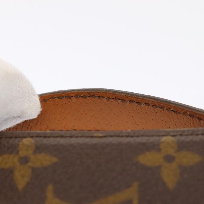 Louis Vuitton Monogram Poche Escapade Travel Case M60113  90259 - Image 5