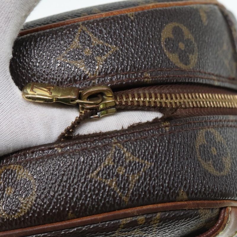 Louis Vuitton Monogram Blois Shoulder Bag M51221  90774 - Image 7