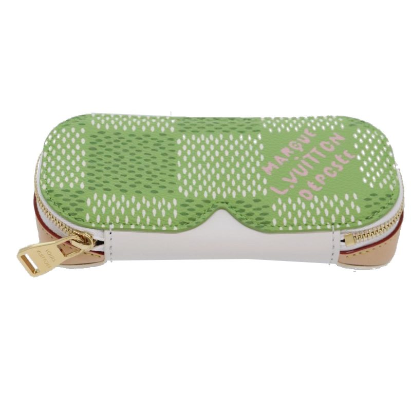 Louis Vuitton Damier Golf Sunglasses Pouch Green GI1104  91164SA - Image 2
