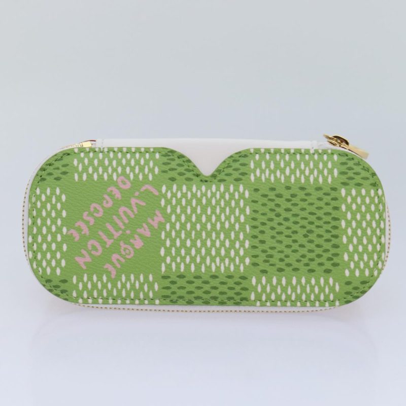 Louis Vuitton Damier Golf Sunglasses Pouch Green GI1104  91164SA - Image 5