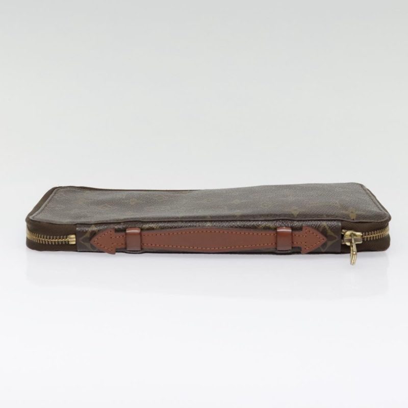 Louis Vuitton Monogram Poche Escapade Travel Case M60113  91943 - Image 4