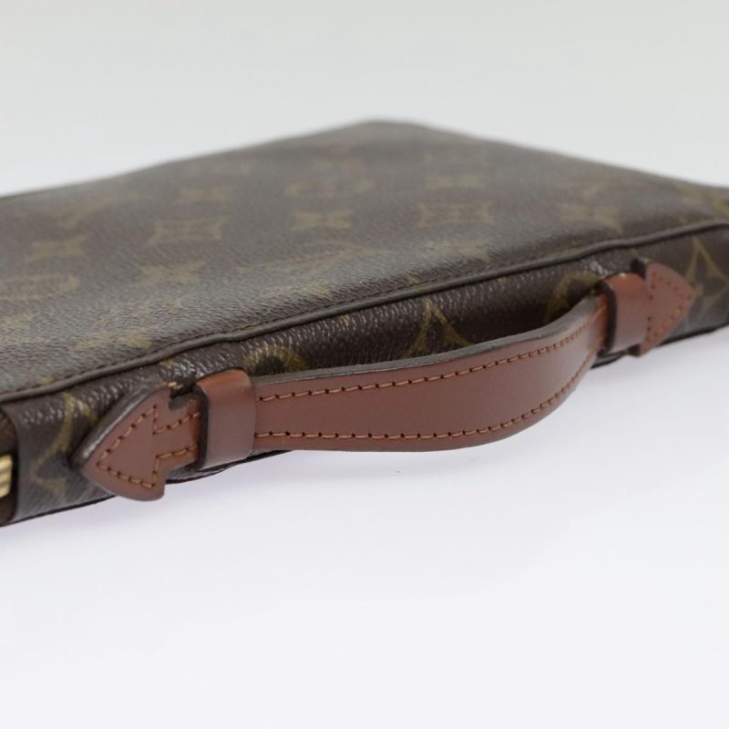 Louis Vuitton Monogram Poche Escapade Travel Case M60113  91943 - Image 5
