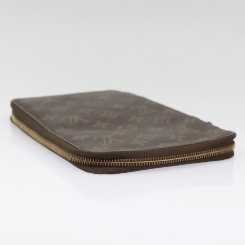 Louis Vuitton Monogram Poche Escapade Travel Case M60113  91943 - Image 7