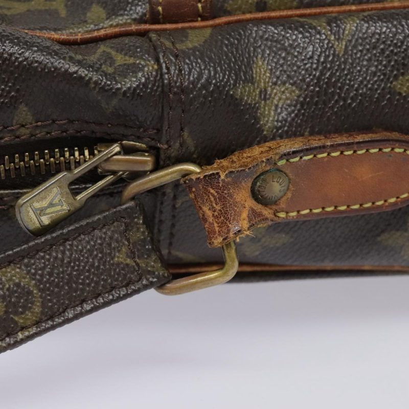 Louis Vuitton Monogram Danube MM Shoulder Bag M45264  92322 - Image 9