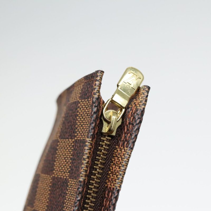 Louis Vuitton Damier Ebene Marais Pouch  94934 - Image 9