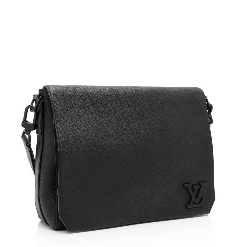 Louis Vuitton Calfskin Aerogram Takeoff Messenger Bag (QgVacu) - Image 2