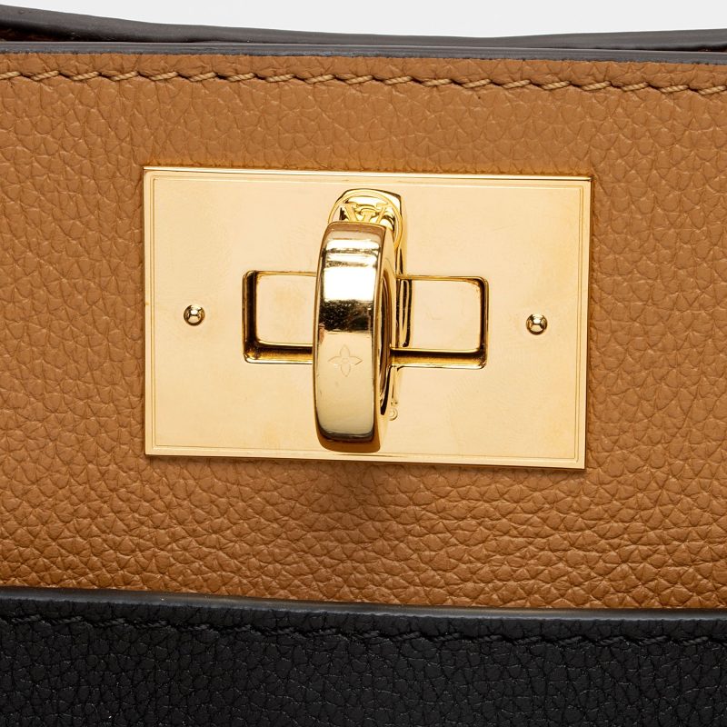 Louis Vuitton Calfskin Monogram Canvas On My Side MM Tote (bmZRwZ) - Image 9