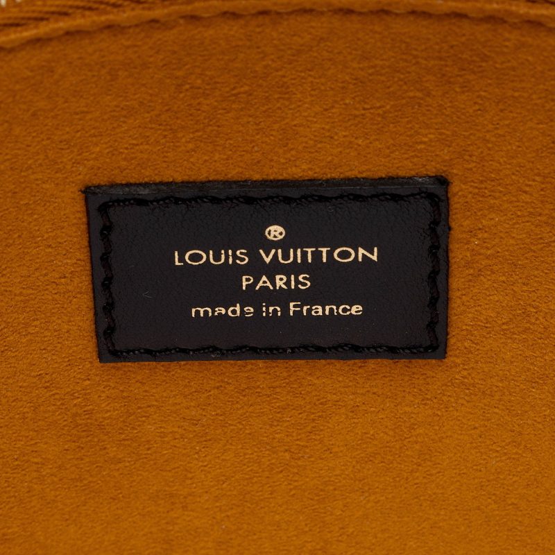 Louis Vuitton Calfskin Tufted Monogram Canvas On My Side MM Tote (rALkar) - Image 7