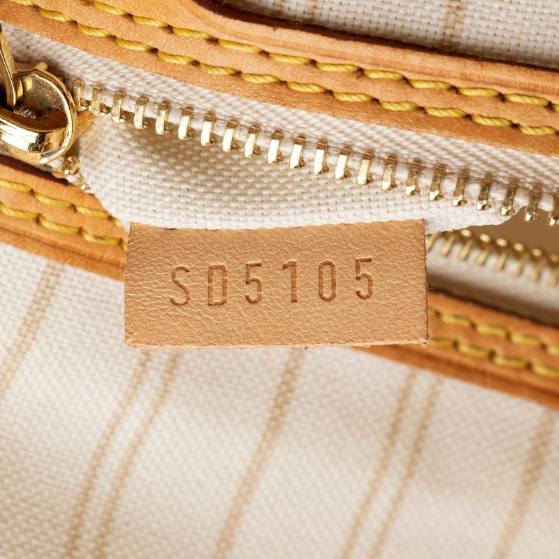 Louis Vuitton Damier Azur Delightful MM Shoulder Bag (dOaylq) - Image 6