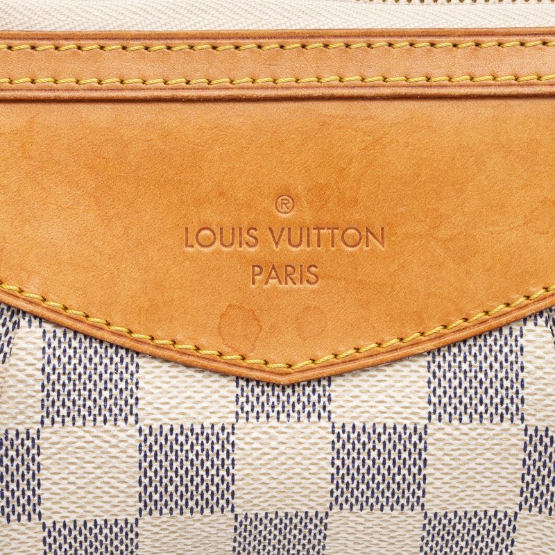Louis Vuitton Damier Azur Siracusa PM Shoulder Bag (QSiJjC) - Image 9