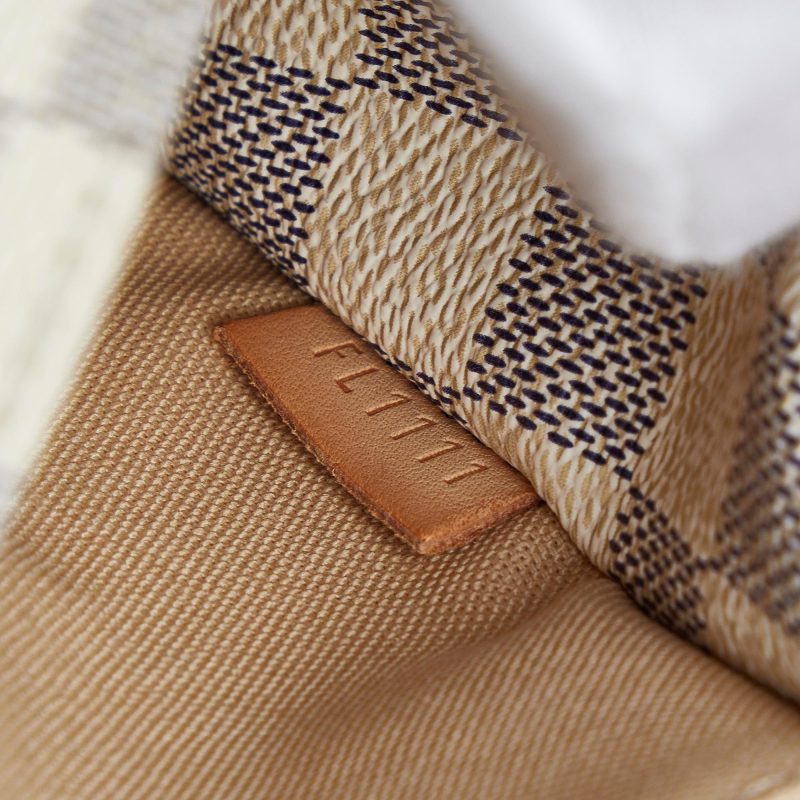 Louis Vuitton Damier Azur Totally PM (oUD5Ih) - Image 8