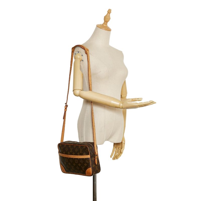 Louis Vuitton Monogram Trocadero 27 35987) - Image 5