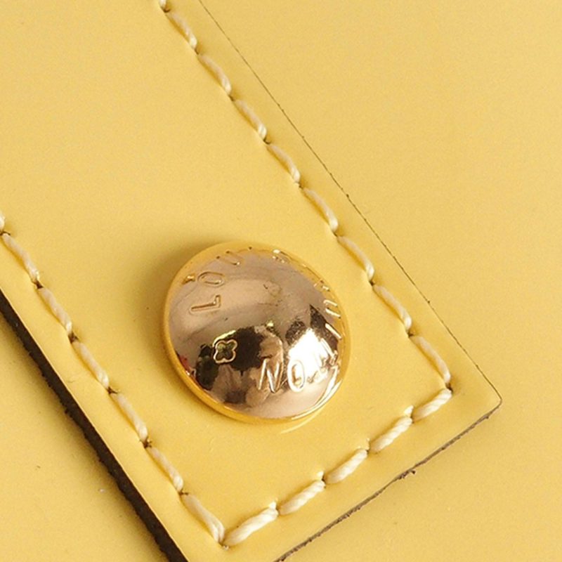 Louis Vuitton Monogram Vernis Alma BB (1NCxxW) - Image 8