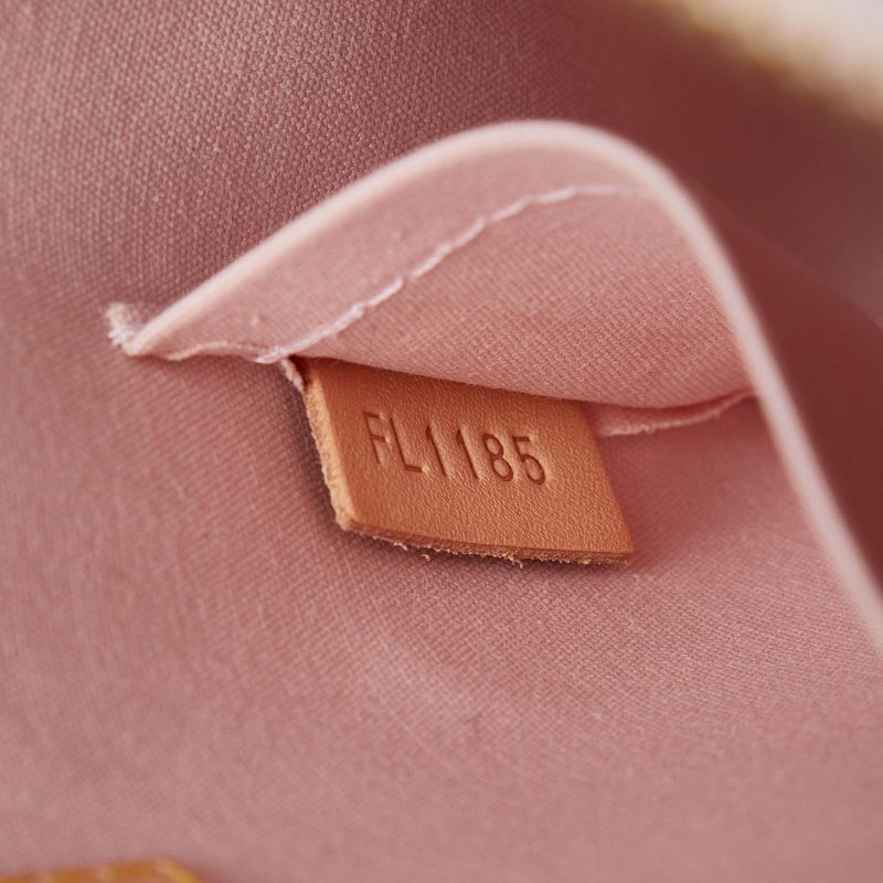 Louis Vuitton Monogram Vernis Alma BB (EaY81w) - Image 8
