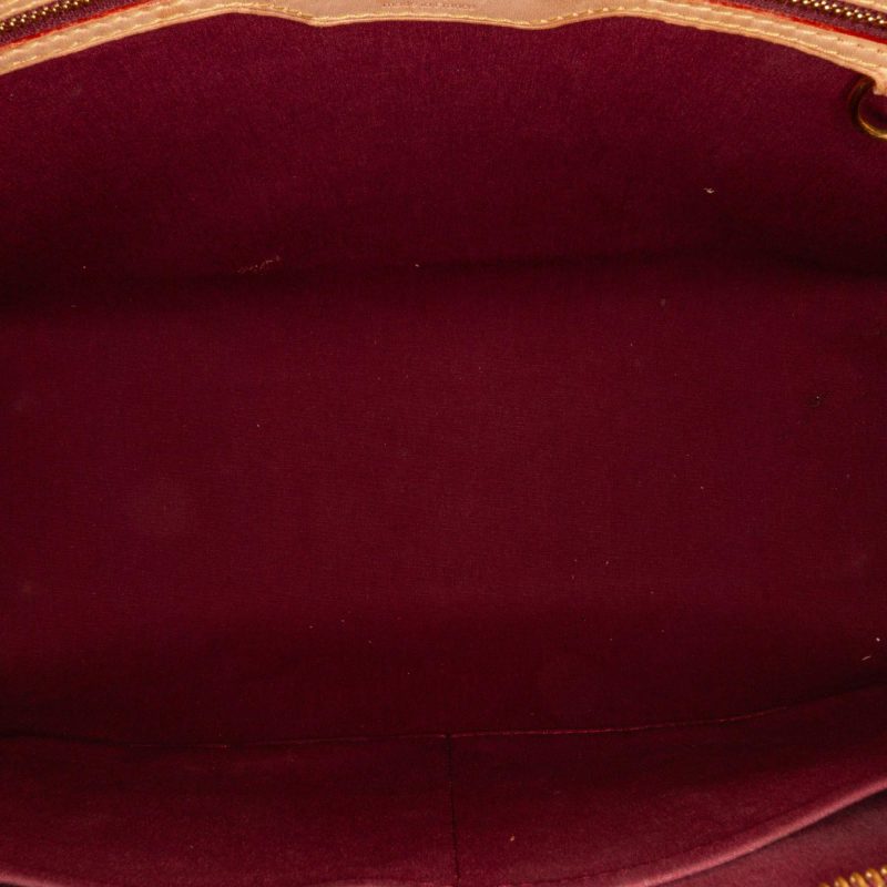 Louis Vuitton Monogram Vernis Brea MM (NfxnbQ) - Image 7