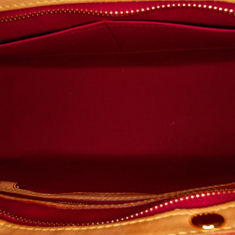 Louis Vuitton Monogram Vernis Brea MM (wdYIfH) - Image 5