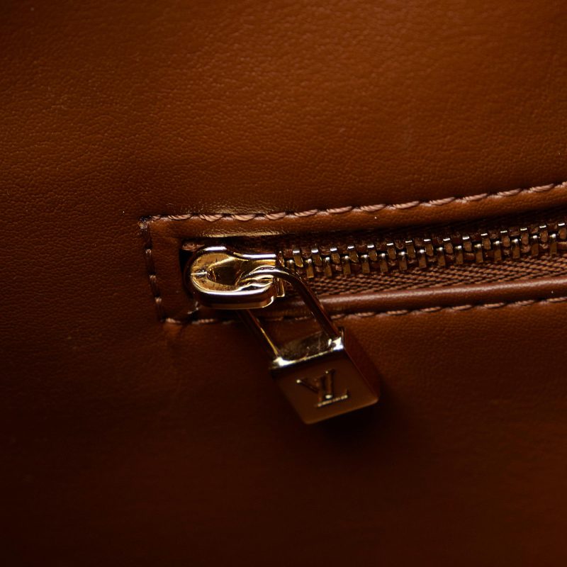 Louis Vuitton Monogram Vernis Houston (43v8ab) - Image 9