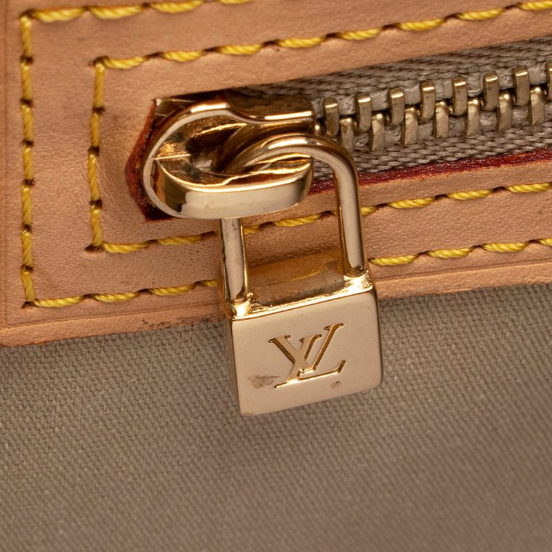 Louis Vuitton Monogram Vernis Reade PM Tote (21268) - Image 9