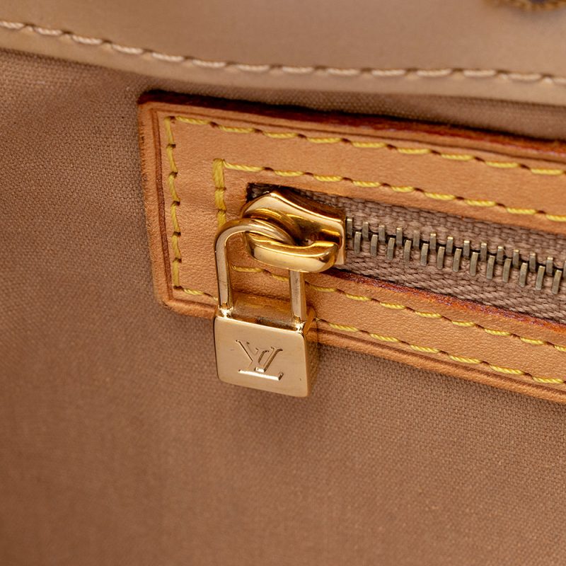 Louis Vuitton Monogram Vernis Reade PM Tote (21269) - Image 9