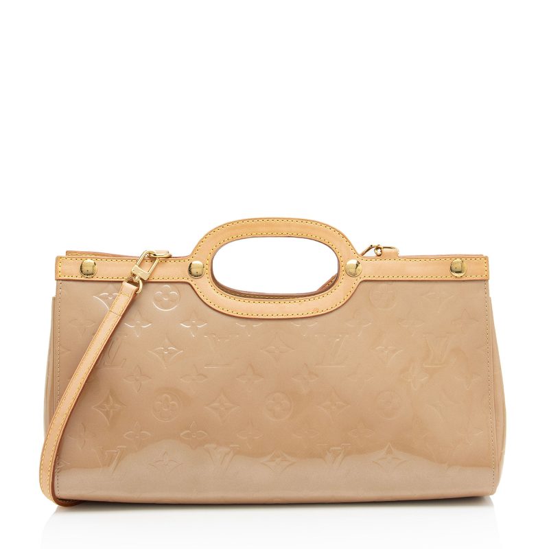 Louis Vuitton Monogram Vernis Roxbury Drive Clutch (JTTZyc)