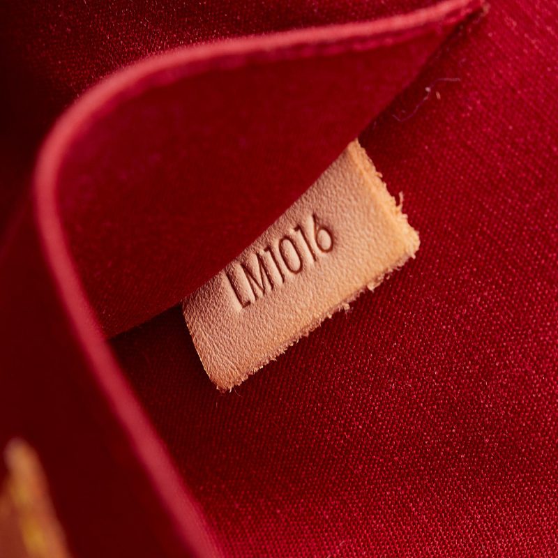 Louis Vuitton Monogram Vernis Roxbury Drive (mVtcmI) - Image 9
