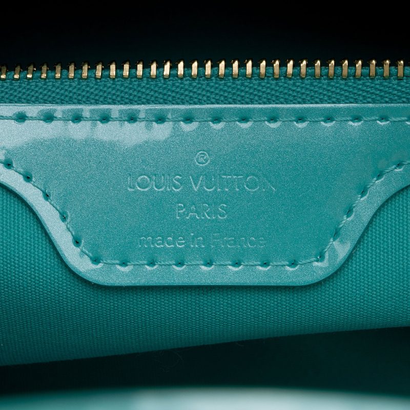 Louis Vuitton Monogram Vernis Wilshire PM Tote (uxm9NV) - Image 8