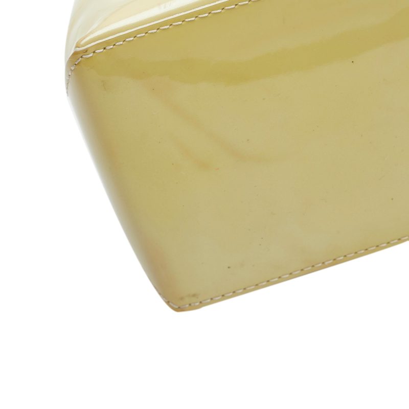 Louis Vuitton Monogram Vernis Wilshire PM (f7I76y) - Image 9