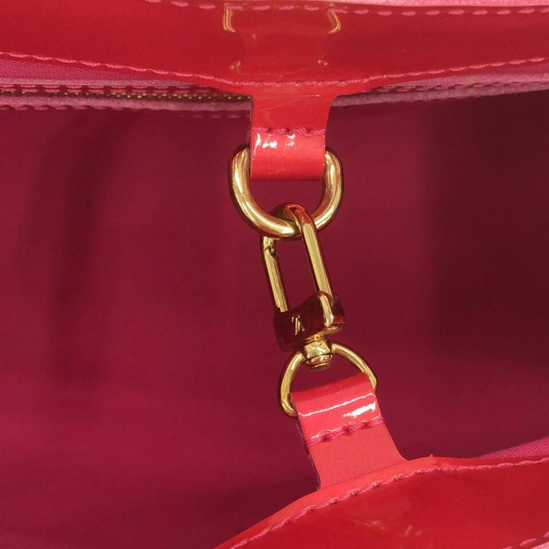Louis Vuitton Monogram Vernis Wilshire PM (m6bqNT) - Image 9