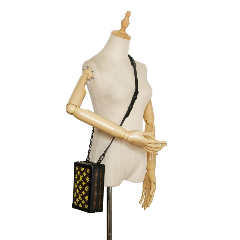 Louis Vuitton Monogram Vertical Soft Trunk (37561) - Image 5