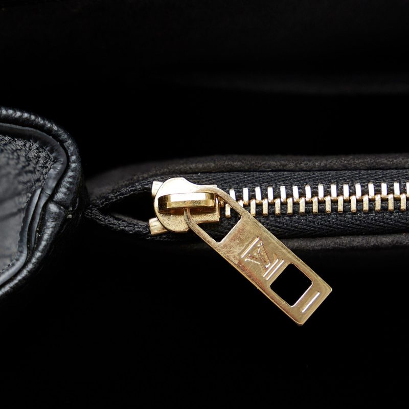 Louis Vuitton Calfskin Monogram Very One Top Handle (VxcI9k) - Image 9