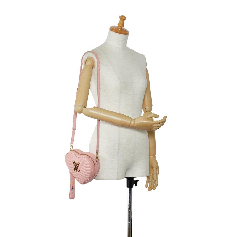 Louis Vuitton New Wave Heart Crossbody (SsoJ4s) - Image 5