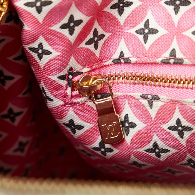Louis Vuitton Resorts Exclusive Monogram Giant Speedy Bandouliere 25 (0ArjiQ) - Image 8