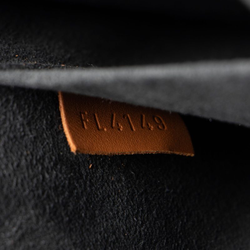 Louis Vuitton Reverse Monogram Dauphine MM Shoulder Bag (qc8Mo6) - Image 6