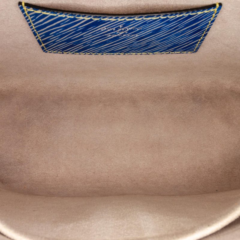 Louis Vuitton Studded Epi Twist MM (jFFShc) - Image 6