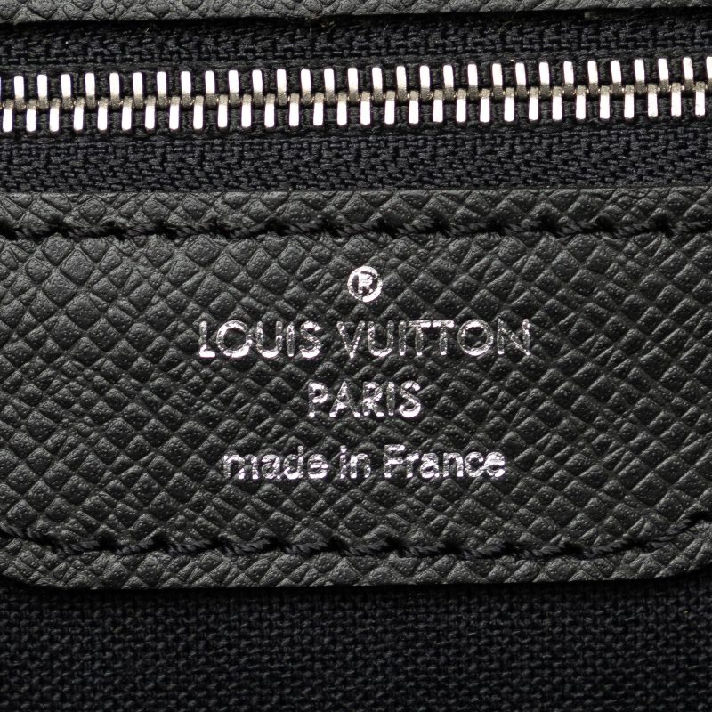 Louis Vuitton Taiga Alexander Briefcase (wpNlxM) - Image 8