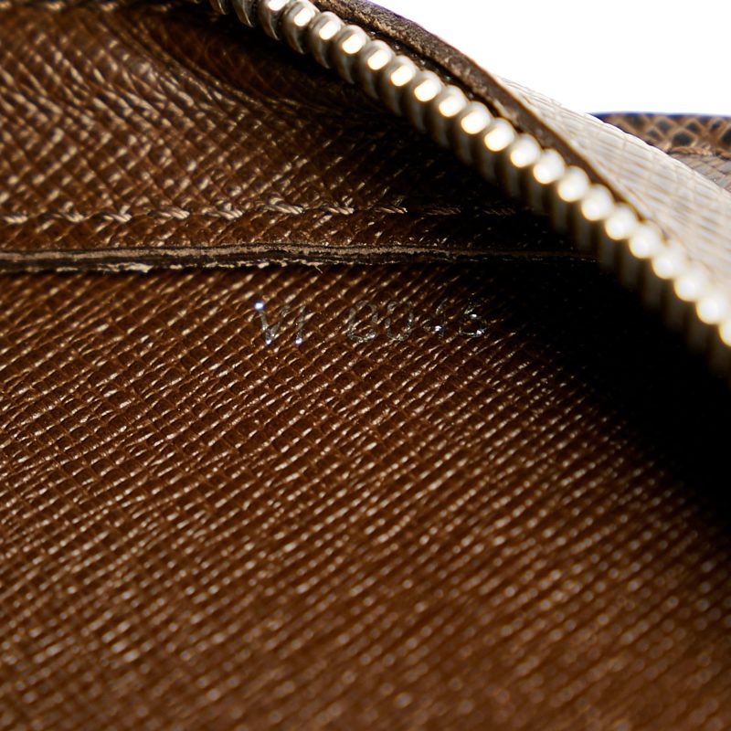 Louis Vuitton Taiga Baikal (23380) - Image 8