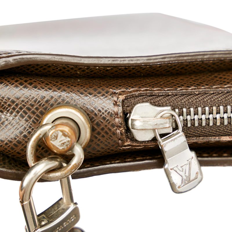Louis Vuitton Taiga Baikal (23380) - Image 9