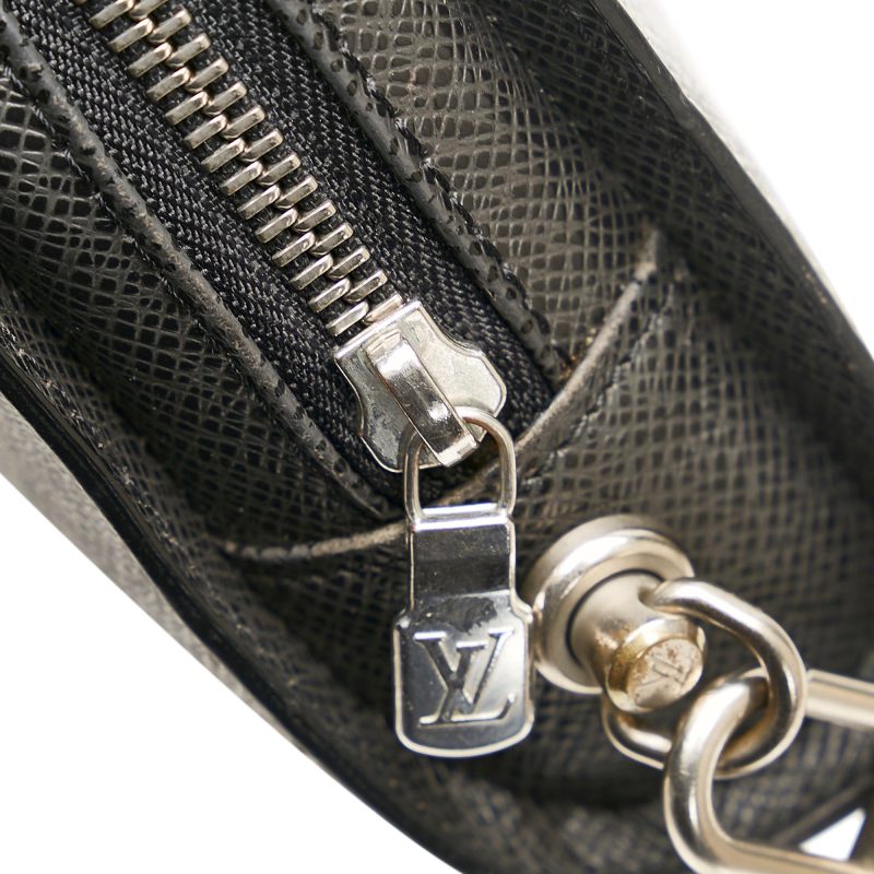 Louis Vuitton Taiga Baikal (W4Ekdo) - Image 9