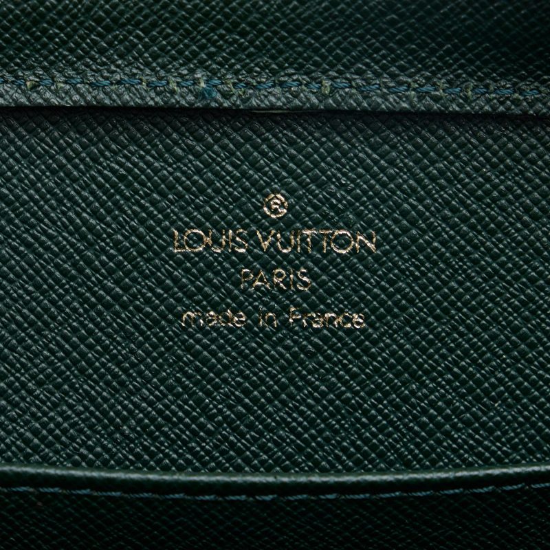 Louis Vuitton Taiga Baikal (30ZBt7) - Image 7
