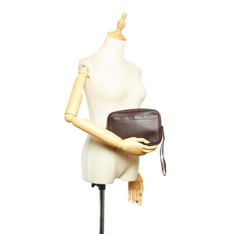 Louis Vuitton Taiga Kaluga Clutch Bag (iKlNhH) - Image 5