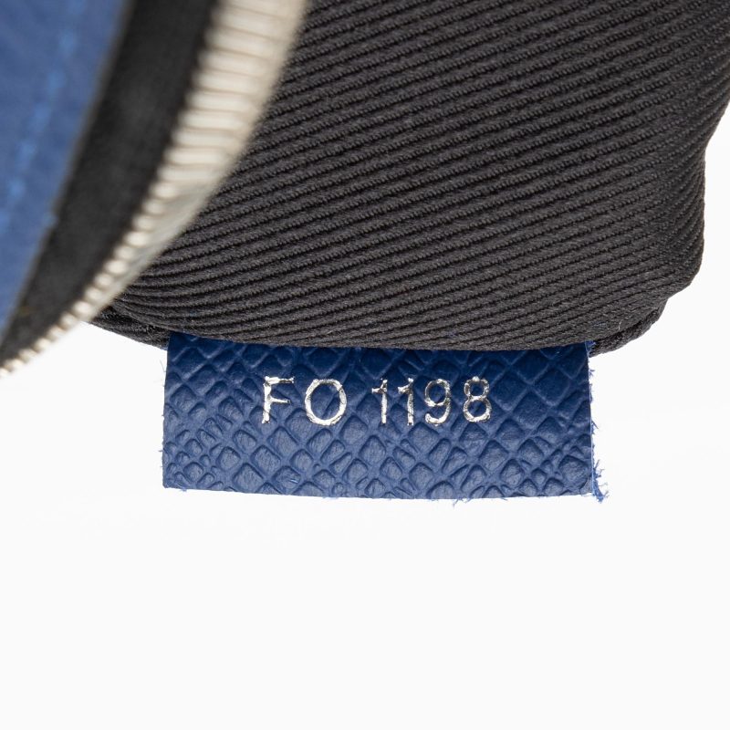 Louis Vuitton Taiga Leather Outdoor Messenger (gDGAzc) - Image 6