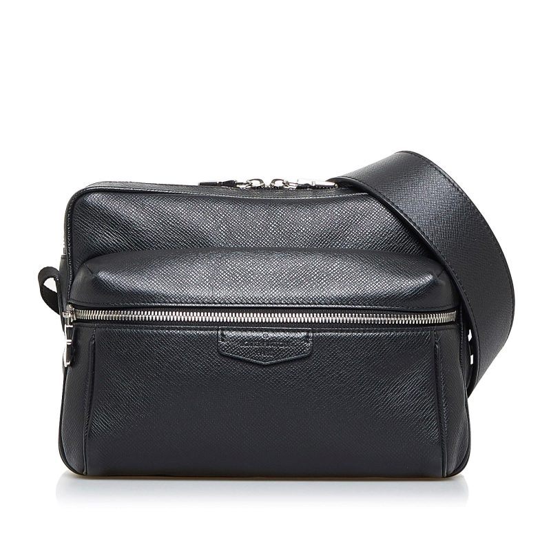 Louis Vuitton Taiga Outdoor Messenger (6BNpFk)