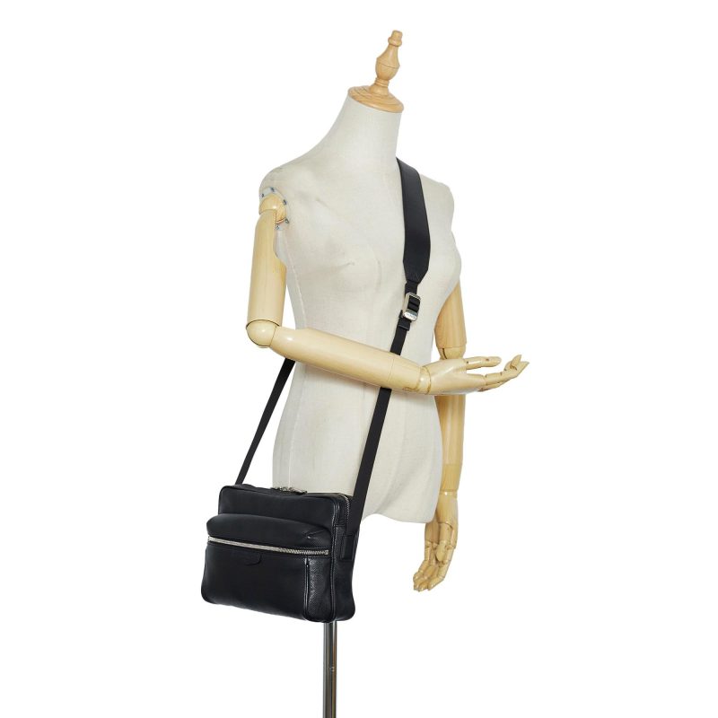 Louis Vuitton Taiga Outdoor Messenger (6BNpFk) - Image 5