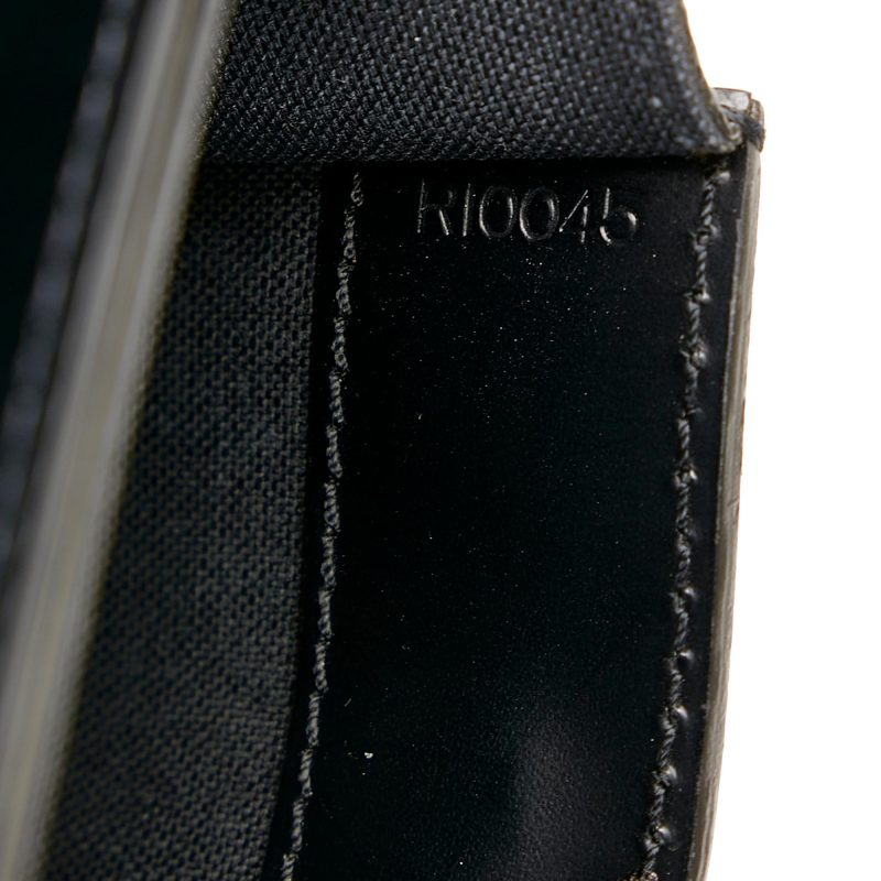 Louis Vuitton Taiga Robusto 1 Briefcase (QkwrYL) - Image 8
