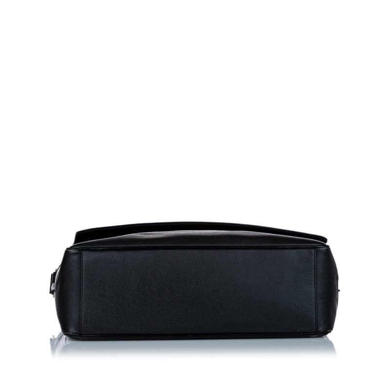 Louis Vuitton Taiga Roman MM (28770) - Image 4