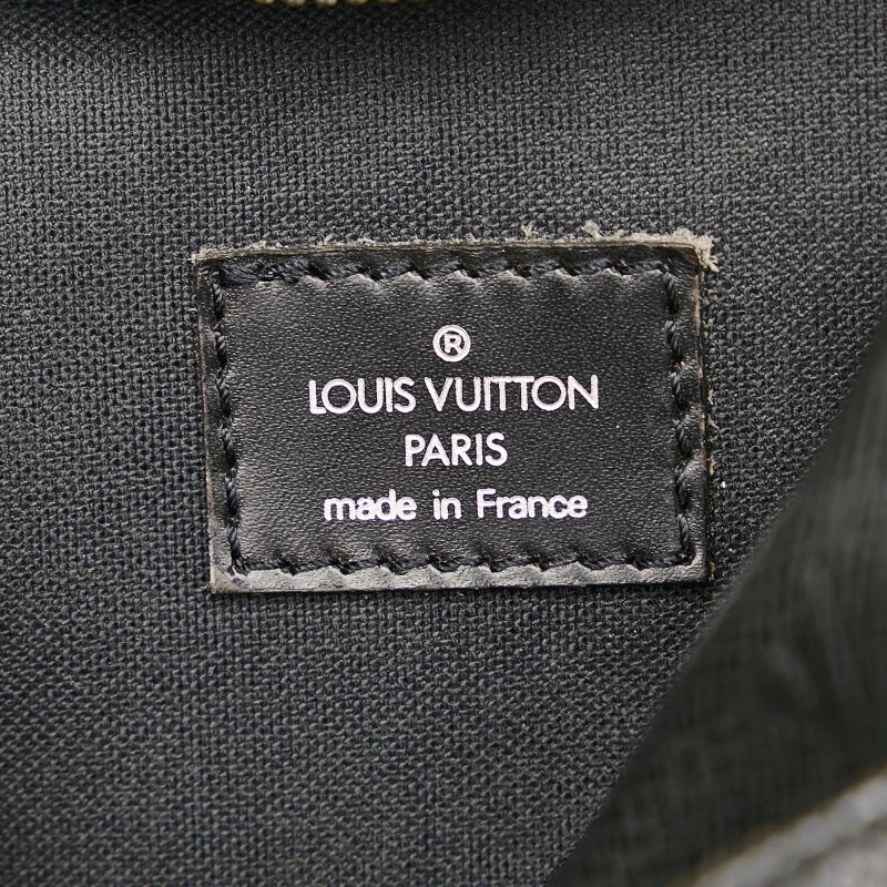 Louis Vuitton Taiga Sayan (28875) - Image 7